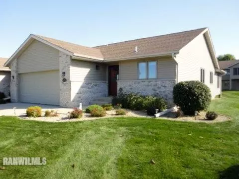 1919 Comanche Ct, Freeport, IL 61032 photo 3