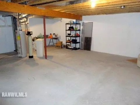 1919 Comanche Ct, Freeport, IL 61032 photo 22