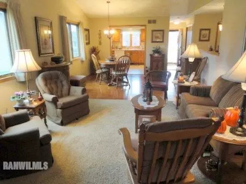 1919 Comanche Ct, Freeport, IL 61032 photo 15