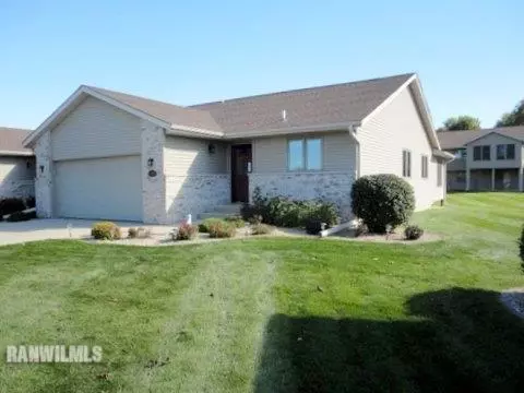 1919 Comanche Ct, Freeport, IL 61032 photo 8