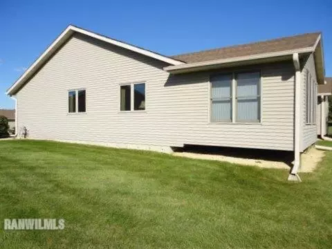 1919 Comanche Ct, Freeport, IL 61032 photo 7