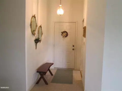 1018 Baxter Ln, Freeport, IL 61032 photo 9
