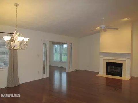 1929 Comanche Ct, Freeport, IL 61032 photo 12