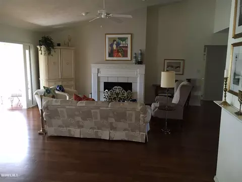1929 Comanche Ct, Freeport, IL 61032 photo 3
