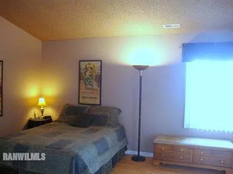 1016 Baxter Ln, Freeport, IL 61032 photo 13