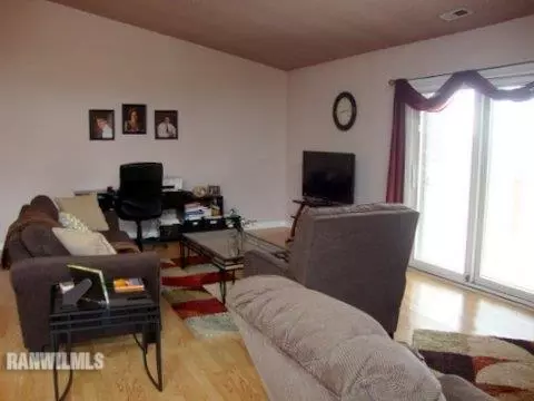 1016 Baxter Ln, Freeport, IL 61032 photo 9