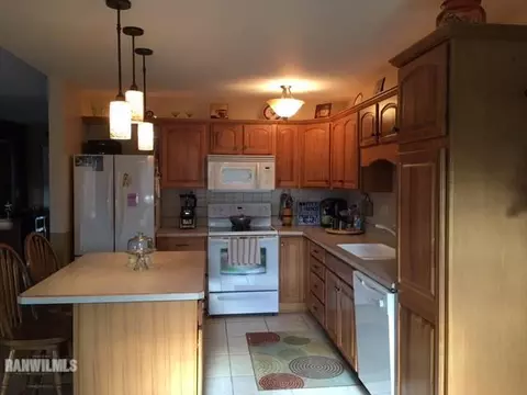 1799 S Ferrell Ln, Freeport, IL 61032 photo 3