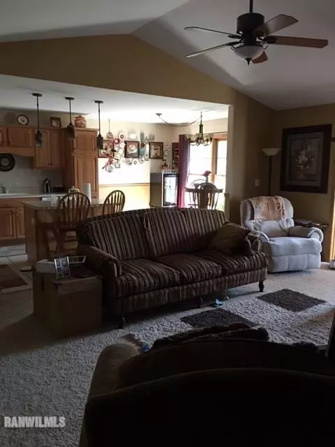 1799 S Ferrell Ln, Freeport, IL 61032 photo 11
