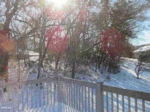 2071 Cherokee Ct, Freeport, IL 61032 photo 18