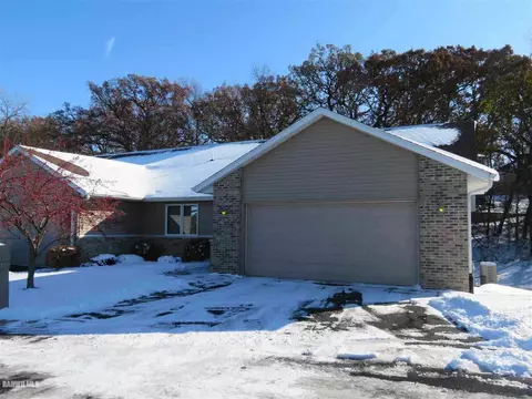 2071 Cherokee Ct, Freeport, IL 61032 photo 19