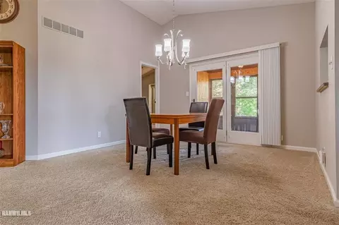 1020 Bertram Dr, Freeport, IL 61032 photo 7