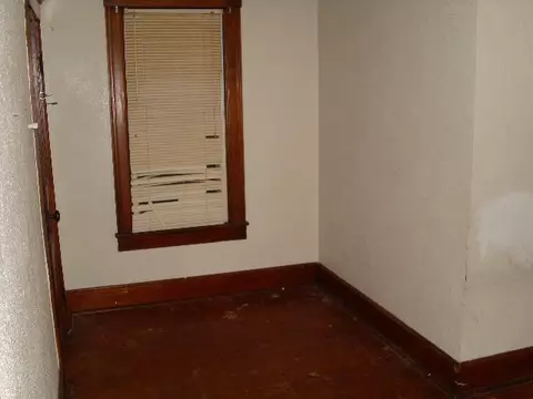 433 E Prospect, Freeport, IL 61032 photo 4
