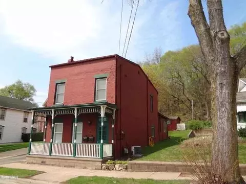420 Broadway Ave, Galena, IL 61036 photo 1