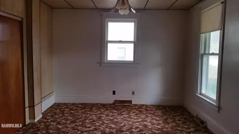 623 Washington St, Pecatonica, IL 61063 photo 4