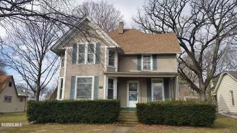 623 Washington St, Pecatonica, IL 61063 photo 1