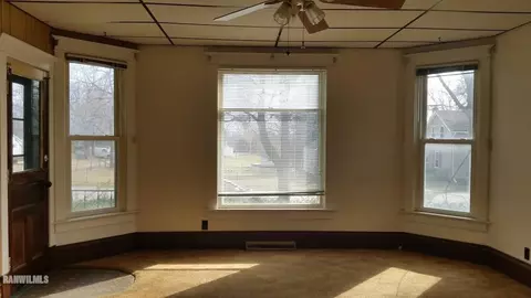 623 Washington St, Pecatonica, IL 61063 photo 5