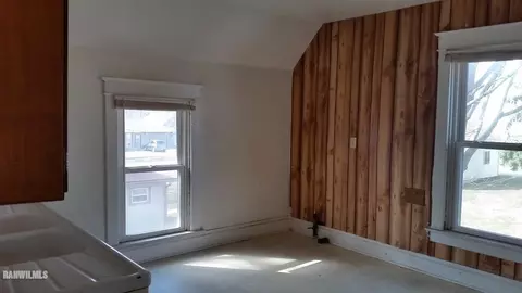 623 Washington St, Pecatonica, IL 61063 photo 16
