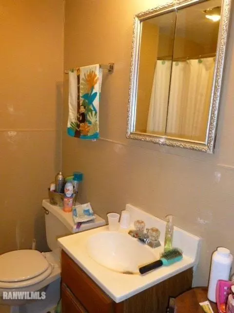 219-221 E Locust St, Lanark, IL 61046 photo 11