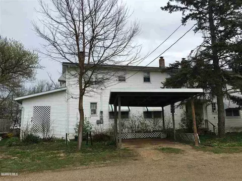 39-45 Blackhawk St, Hanover, IL 61041 photo 4