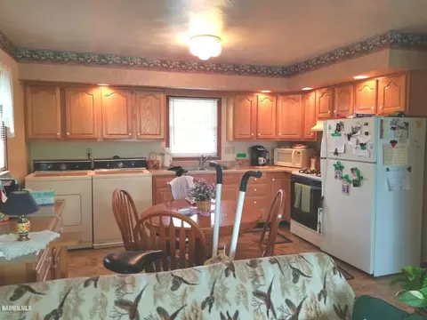 424 School Dr, Lanark, IL 61046 photo 9