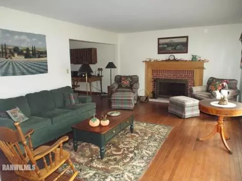 10831 E Loran Rd, Mount Carroll, IL 61053 photo 6