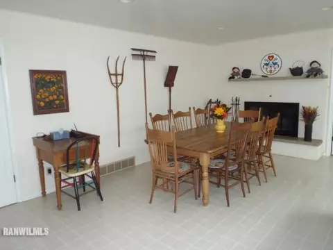 10831 E Loran Rd, Mount Carroll, IL 61053 photo 3