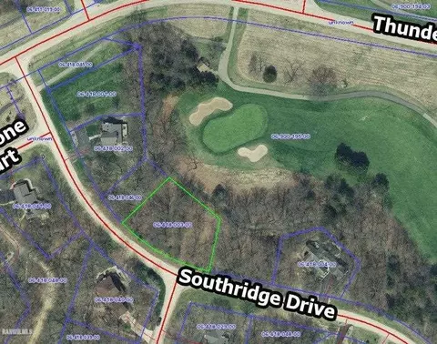 6 Southridge Dr, Galena, IL 61036