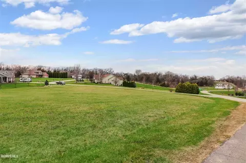36 Cliffside Ct, Freeport, IL 61032 photo 1
