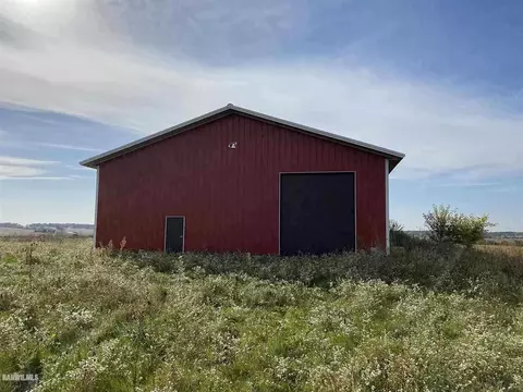 19399 Covell Rd, Chadwick, IL 61014 photo 3