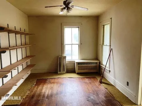1425 S Float Ave, Freeport, IL 61032 photo 7
