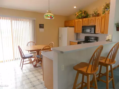 5-179 Devonshire Ct, Lanark, IL 61046 photo 6