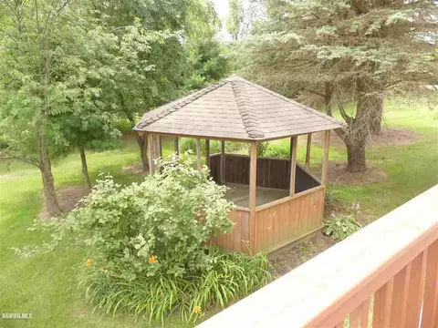 5-179 Devonshire Ct, Lanark, IL 61046 photo 27