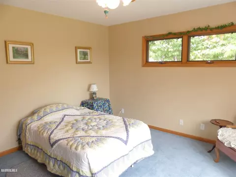 5-179 Devonshire Ct, Lanark, IL 61046 photo 10