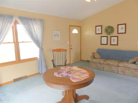 5-179 Devonshire Ct, Lanark, IL 61046 photo 5