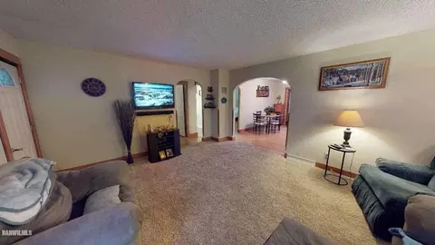 640 E Franklin St, Lanark, IL 61046 photo 8