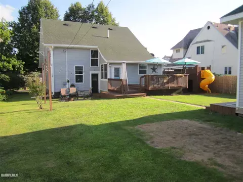 123 E Locust St, Lanark, IL 61046 photo 3
