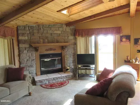 27-61 Ridgeview Dr, Lanark, IL 61046 photo 8