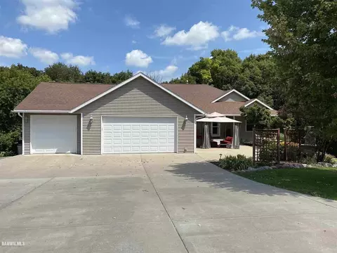 16-276 Fox Run Ct, Lanark, IL 61046 photo 2