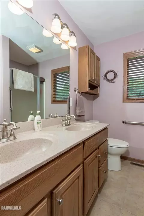 1-182 Hooks Ct, Lanark, IL 61046 photo 20
