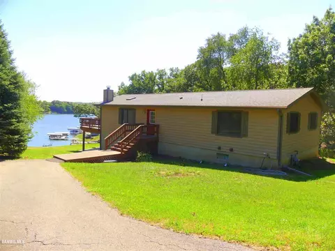 27-39 Conover Ct, Lanark, IL 61046 photo 2