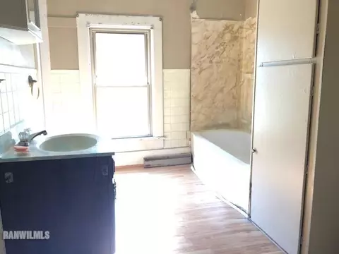 326 Plummer, Chadwick, IL 61014 photo 13