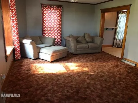 326 Plummer, Chadwick, IL 61014 photo 9