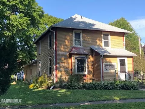 326 Plummer, Chadwick, IL 61014 photo 1