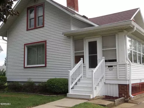 521 N Brick Ave, Freeport, IL 61032 photo 1