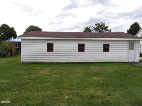 521 N Brick Ave, Freeport, IL 61032 photo 21