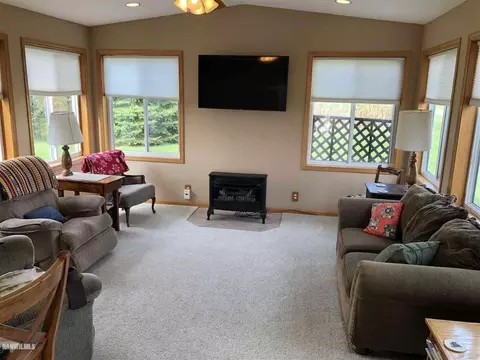 11106 Grange Rd, Lanark, IL 61046 photo 2