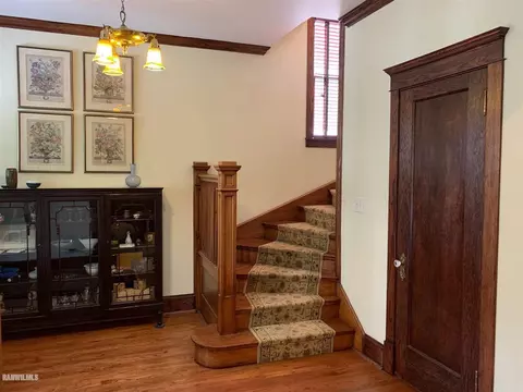 1237 W Hood Ave, Chicago, IL 60660 photo 4