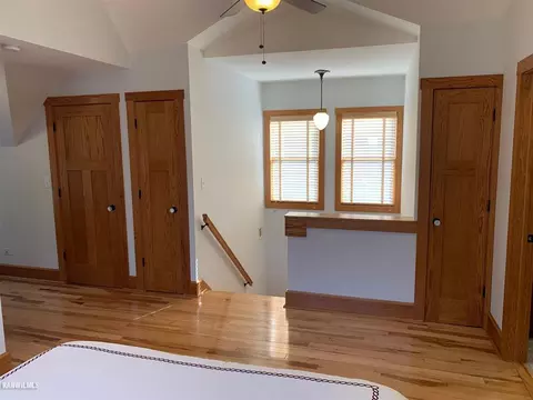 1237 W Hood Ave, Chicago, IL 60660 photo 35