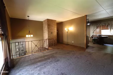 712 S Chippewa, Freeport, IL 61032 photo 6