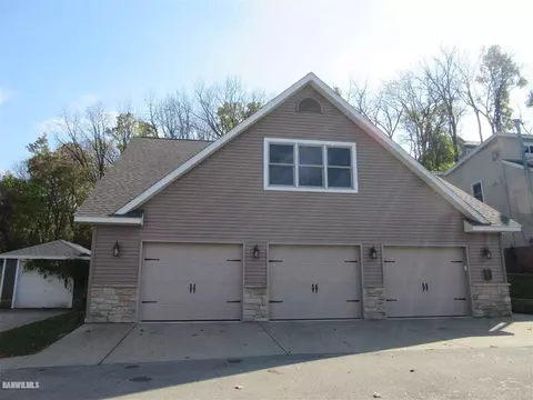 210 Third St, Galena, IL 61036 photo 2